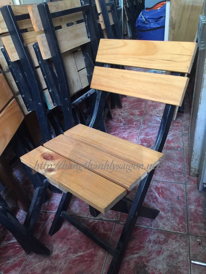 THANH LÝ GHẾ GỔ CHÂN SẮT GIÁ RẺ