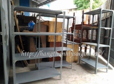 THANH LÝ KỆ SẮT