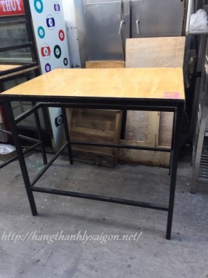 THANH LÝ BÀN CHÂN SẮT MẶT GỔ