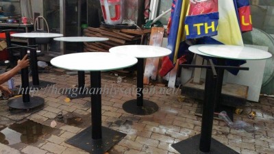 BÁN THANH LÝ BÀN CAFE CHÂN TRỤ MẶT KÍNH