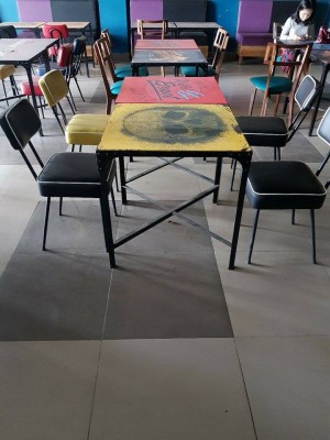 BÁN THANH LÝ BÀN GHẾ CAFE SẮT NỆM