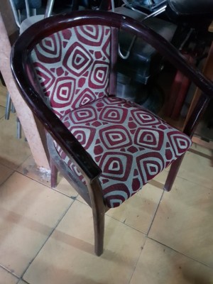 Thanh lý ghế gỗ nệm cafe