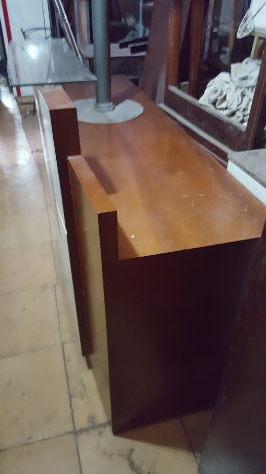 quầy thu ngân 1m5